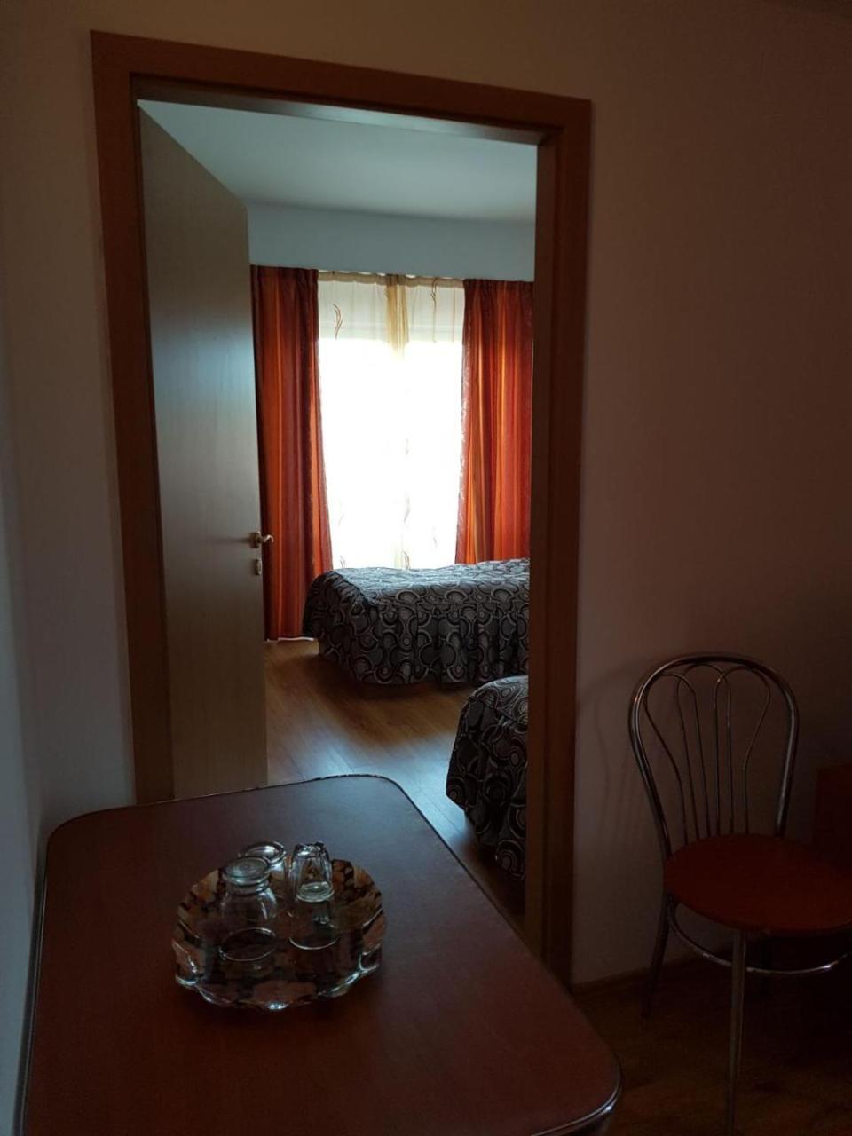 Hotel Floare De Colt Teius Εξωτερικό φωτογραφία